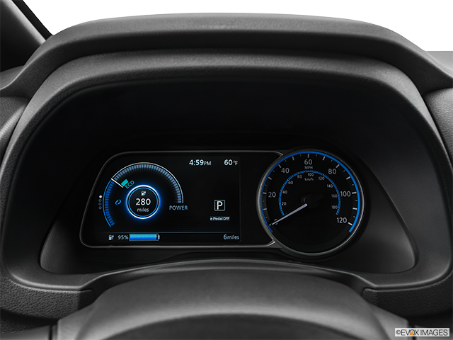 2025 Nissan LEAF | Speedometer/tachometer