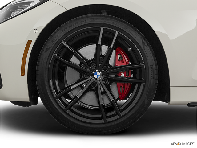 2022 BMW 4 Series | Front Drivers side wheel at profile