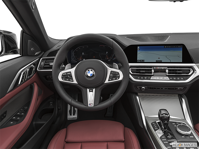 2024 BMW 4 Series | Steering wheel/Center Console