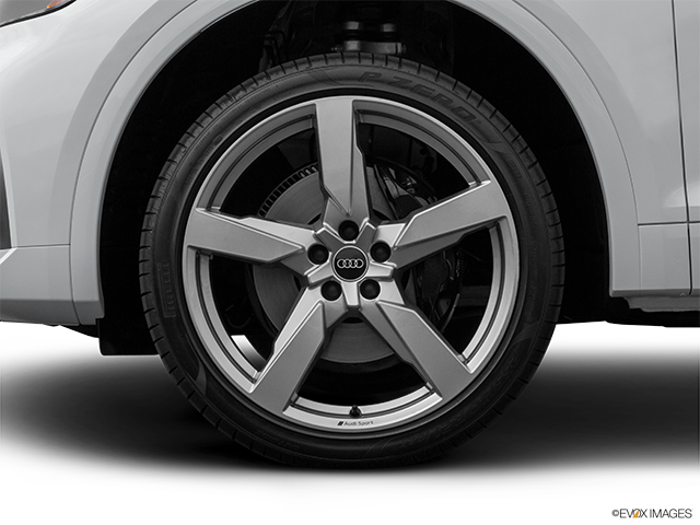 2023 Audi SQ5 Sportback | Front Drivers side wheel at profile