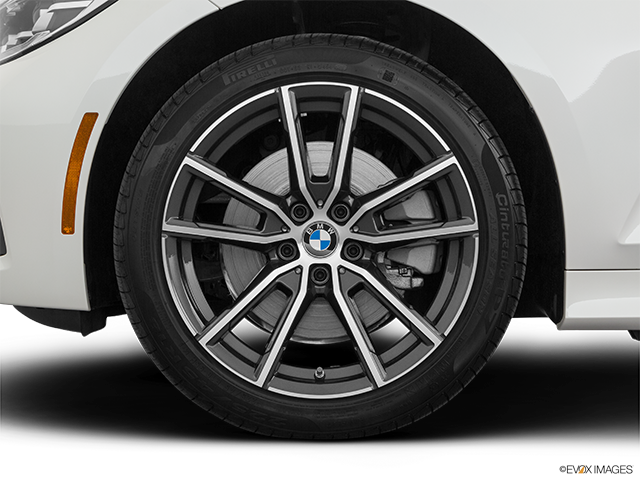 2022 BMW 3 Series | Front Drivers side wheel at profile