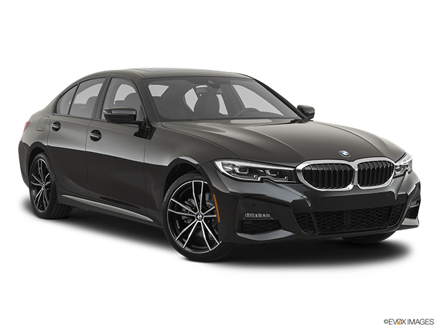2022 BMW 3 Series | Front passenger 3/4 w/ wheels turned