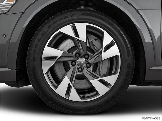 2022 Audi e-tron Sportback | Front Drivers side wheel at profile