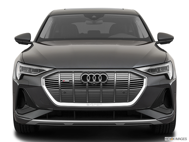2022 Audi e-tron Sportback | Low/wide front