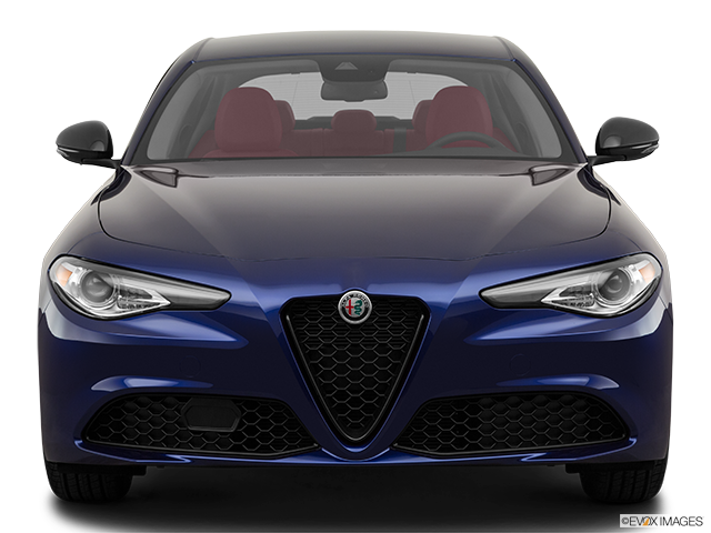 2023 Alfa Romeo Giulia | Low/wide front