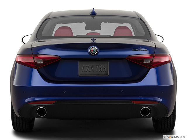 2023 Alfa Romeo Giulia | Low/wide rear