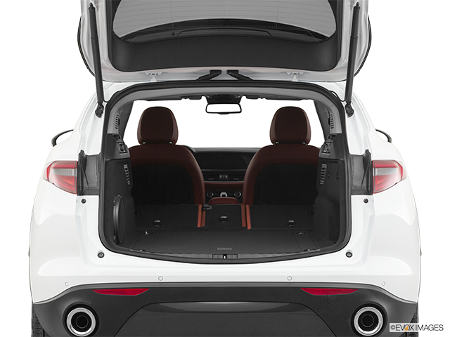 2024 Alfa Romeo Stelvio | Hatchback & SUV rear angle