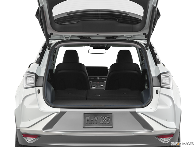 2022 Hyundai Nexo | Hatchback & SUV rear angle