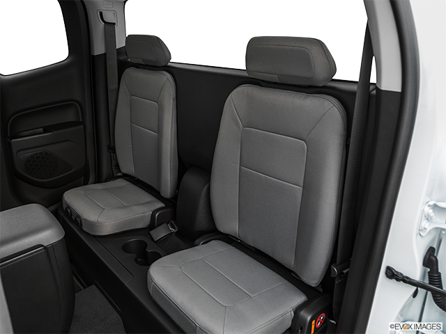 2022 GMC Canyon | Rear seats from Drivers Side