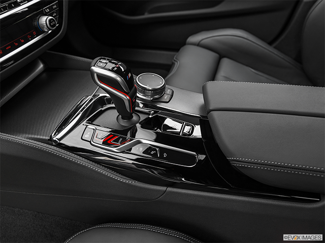 2022 BMW M5 Sedan | Gear shifter/center console