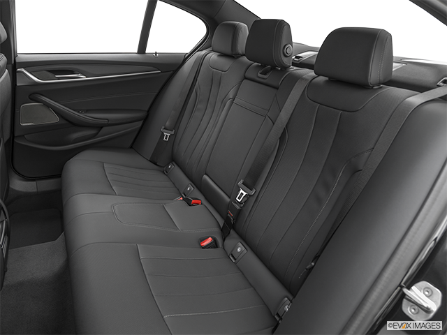 2022 BMW 5 Series | Rear seats from Drivers Side