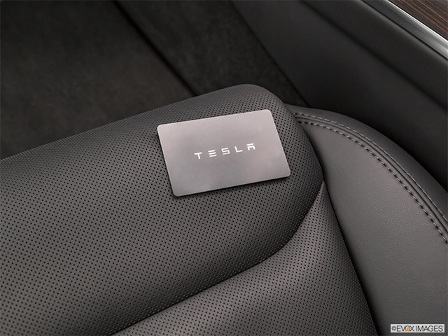 2022 Tesla Model S | Key fob on driver’s seat