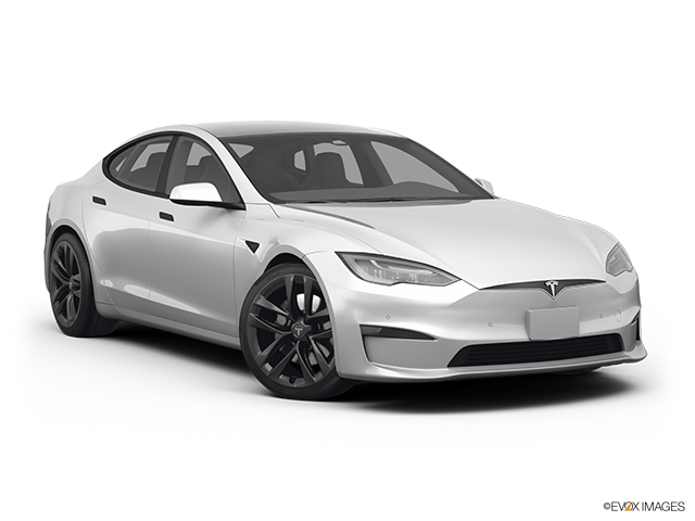 2023 Tesla Model S | Front passenger 3/4 w/ wheels turned