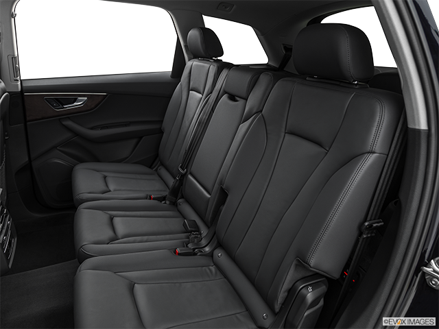 2024 Audi Q7 | Rear seats from Drivers Side