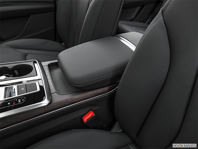 2023 Audi Q7 | Front center console with closed lid, from driver’s side looking down