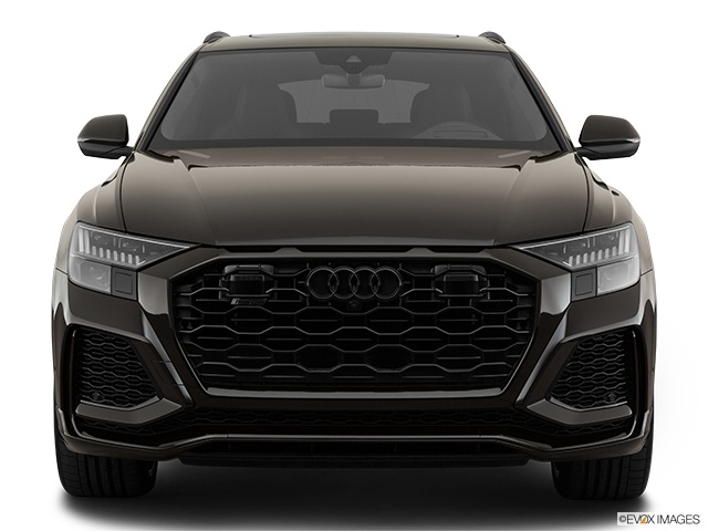 2022 Audi RS Q8 | Low/wide front