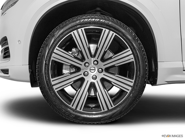 2022 Volvo XC90 | Front Drivers side wheel at profile