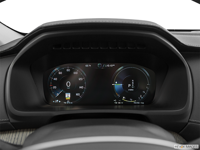 2022 Volvo XC90 | Speedometer/tachometer