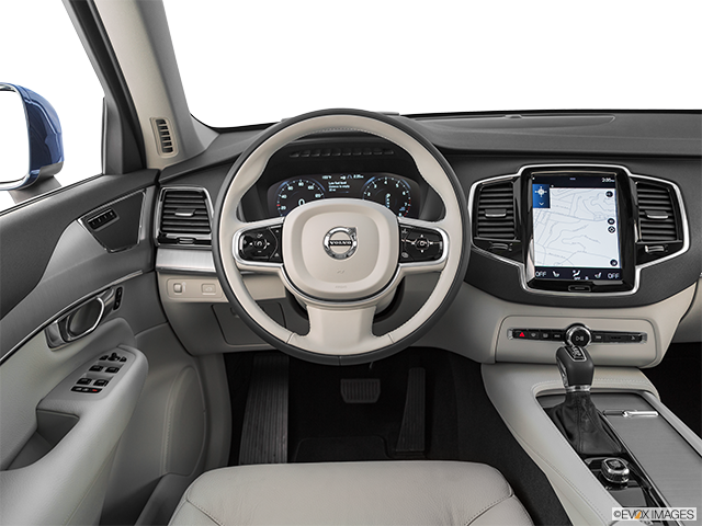 2023 Volvo XC90 | Steering wheel/Center Console