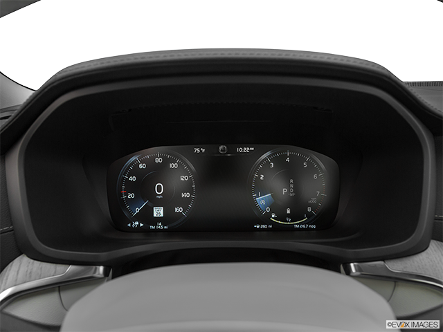 2022 Volvo S60 | Speedometer/tachometer