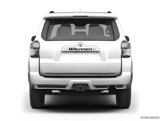 2022 Toyota 4Runner | Low/wide rear