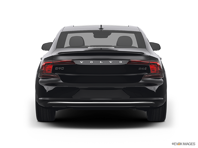 2022 Volvo S90 | Low/wide rear