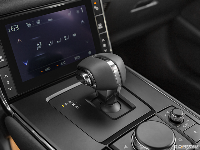 2024 Mazda MX-30 | Gear shifter/center console