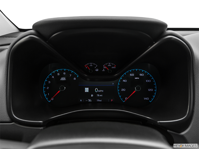 2023 Chevrolet Colorado | Speedometer/tachometer