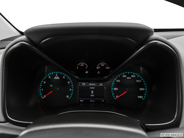 2022 Chevrolet Colorado | Speedometer/tachometer