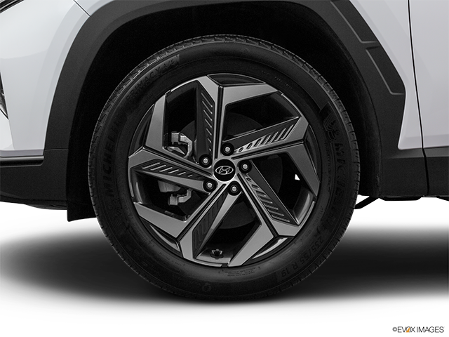 2022 Hyundai Tucson | Front Drivers side wheel at profile