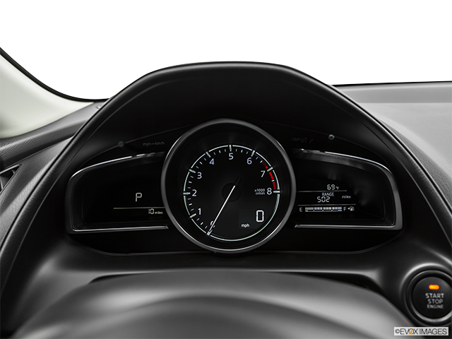 2021 Mazda CX-3 | Speedometer/tachometer