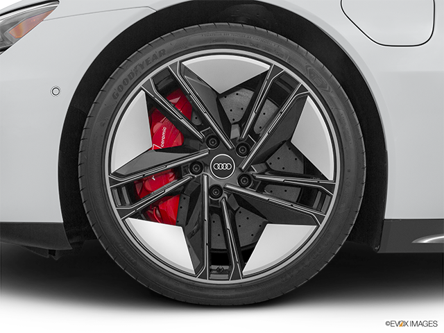 2022 Audi RS e-tron GT | Front Drivers side wheel at profile