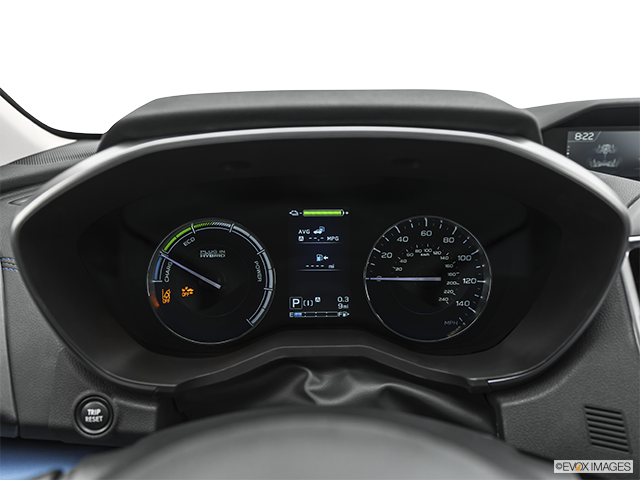 2022 Subaru Crosstrek | Speedometer/tachometer