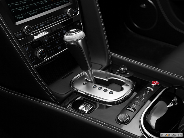 2015 Bentley Continental GT | Gear shifter/center console