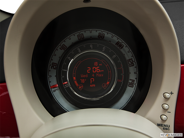 2012 Fiat 500 | Speedometer/tachometer