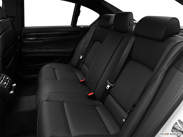 2012 BMW 7 Series 750i xDrive: Price, Review, Photos (Canada) | Driving