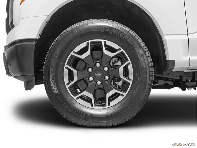 2023 Ford F-150 Lightning | Front Drivers side wheel at profile
