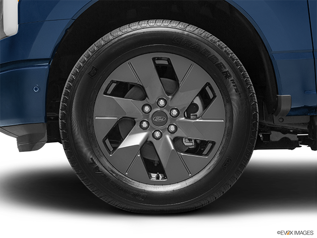 2024 Ford F-150 Lightning | Front Drivers side wheel at profile