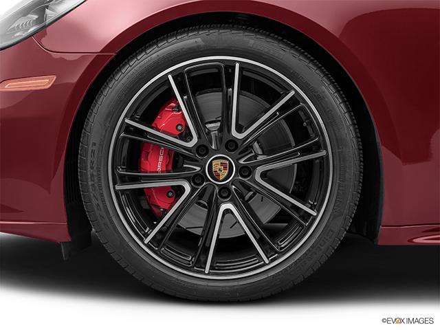 2022 Porsche Panamera | Front Drivers side wheel at profile