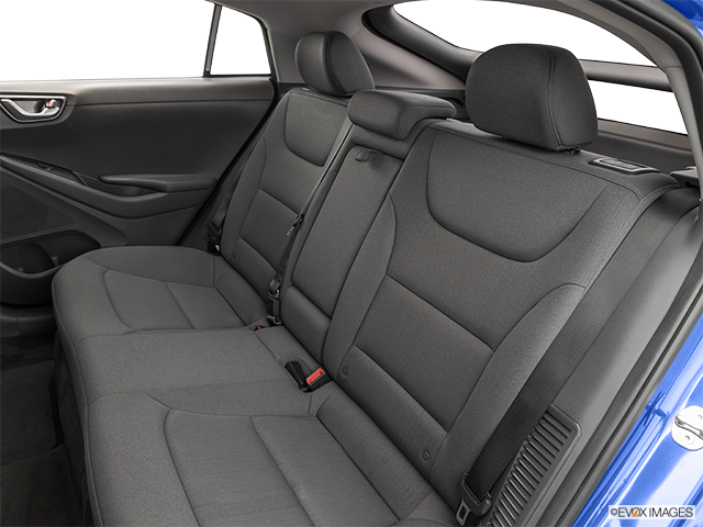 2022 Hyundai IONIQ Plug-In Hybrid | Rear seats from Drivers Side