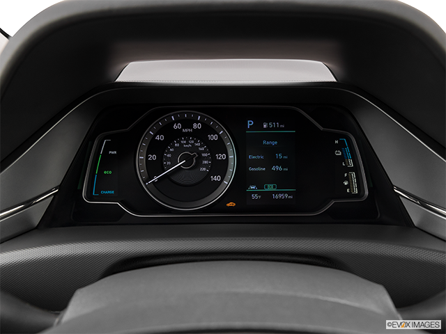 2022 Hyundai IONIQ Plug-In Hybrid | Speedometer/tachometer