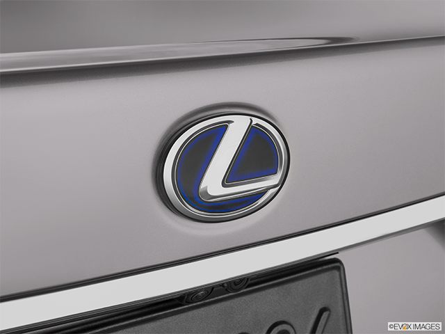 2022 Lexus LS 500h AWD | Rear manufacturer badge/emblem