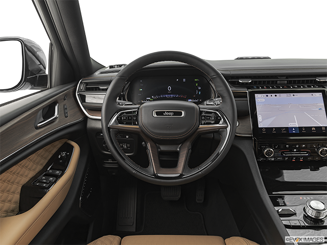 2023 Jeep Grand Cherokee | Steering wheel/Center Console
