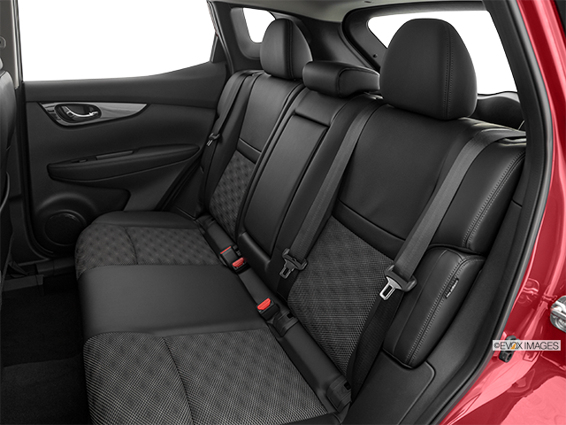 2022 Nissan Qashqai | Rear seats from Drivers Side