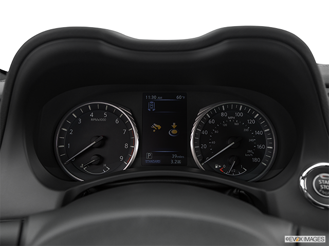 2022 Infiniti Q60 Coupé | Speedometer/tachometer