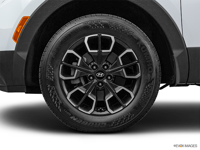 2022 Hyundai Santa Cruz | Front Drivers side wheel at profile