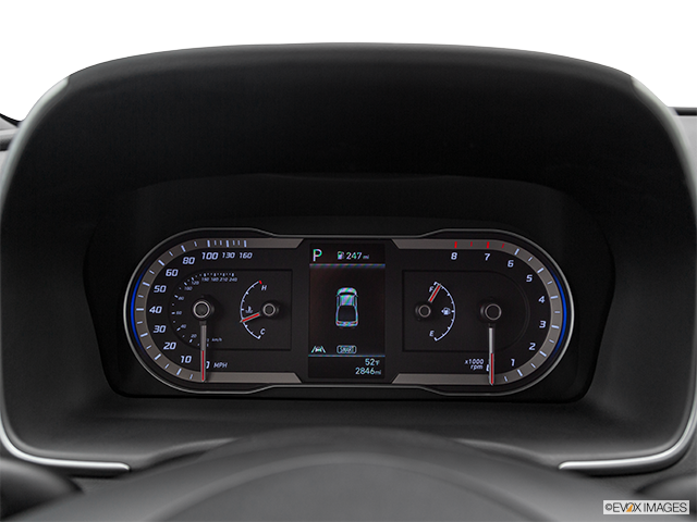 2022 Hyundai Santa Cruz | Speedometer/tachometer