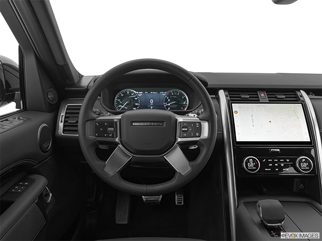 2024 Land Rover Discovery | Steering wheel/Center Console