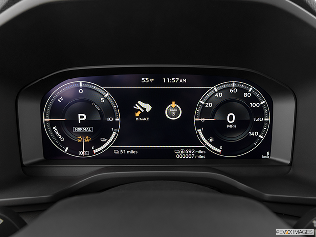 2023 Mitsubishi Outlander PHEV | Speedometer/tachometer