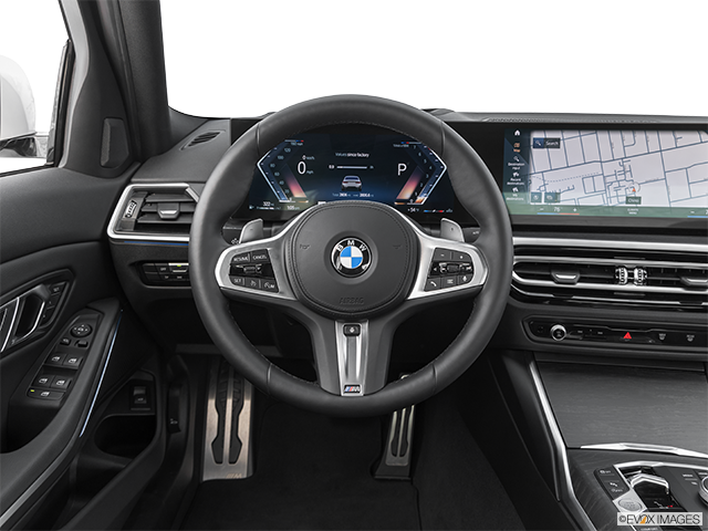 2023 BMW 3 Series | Steering wheel/Center Console